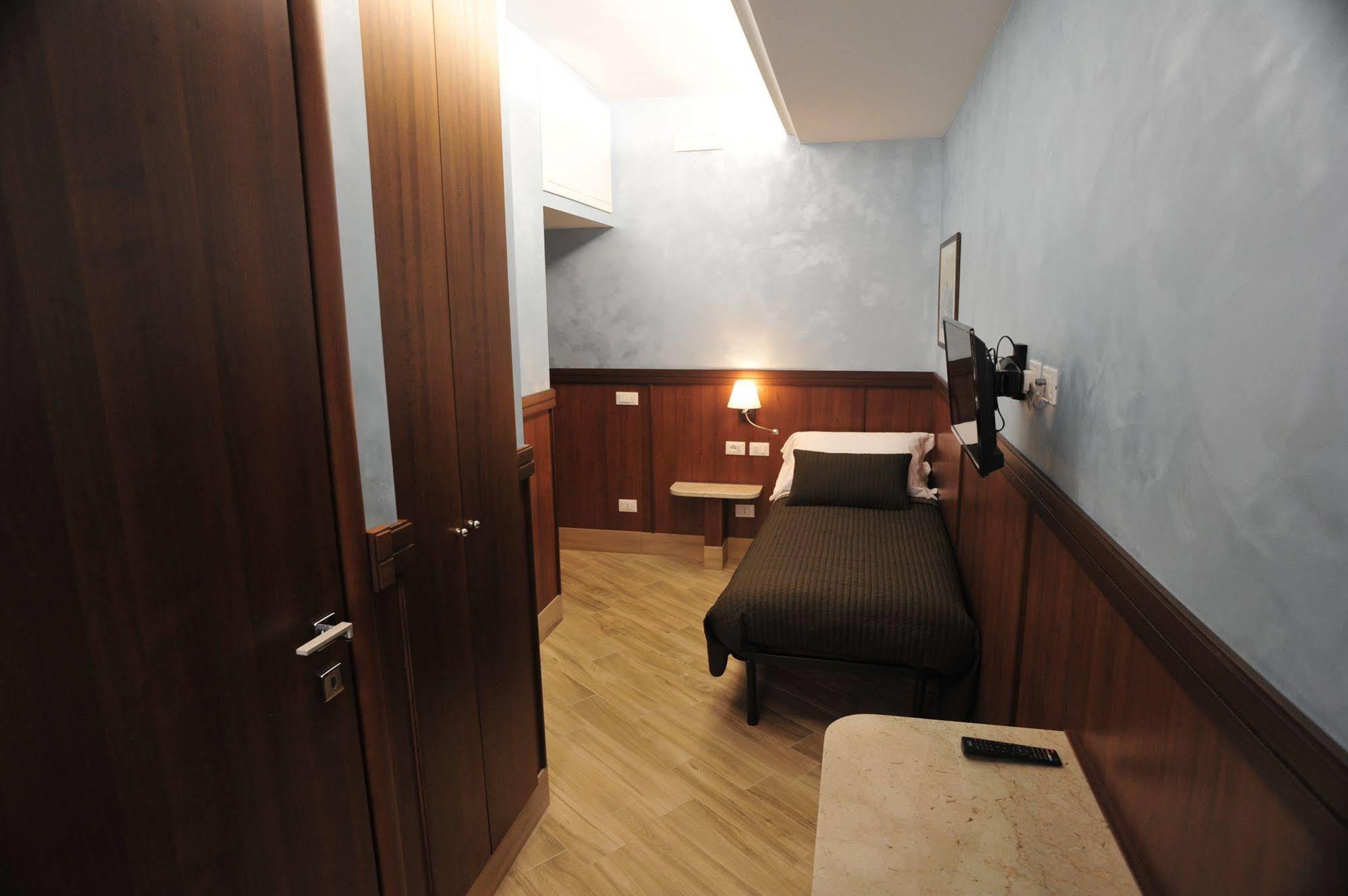 로마 Residenza Matteucci B&B 외부 사진