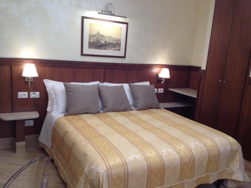 로마 Residenza Matteucci B&B 외부 사진